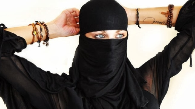 Le confessioni della jihadista di Ceuta