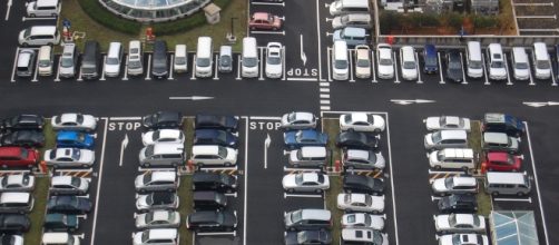 1-year-old boy left in a car in Phoenix parking lot dies / Image - CC BY 2.0 Kevin Krejci, Flickr