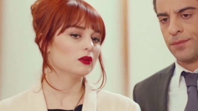 Cherry Season cambio programmazione agosto e Mete si fidanza