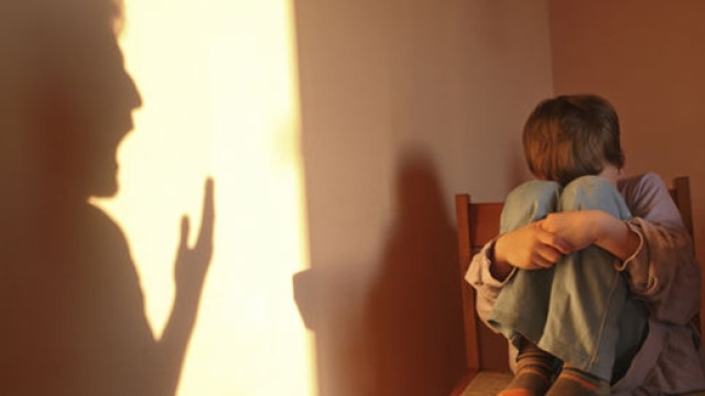 Ennesimo caso di maltrattamento minorile in Italia