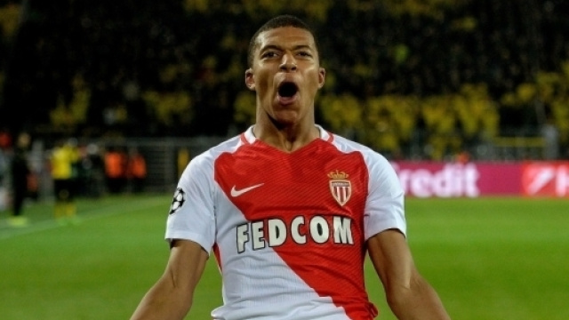 Le Bar&ccedil;a nouveau candidat d&eacute;clar&eacute; pour Mbapp&eacute; ? (via bfmtv.com)