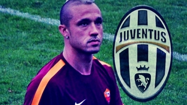 Nainggolan dice no: "Non firmo la maglia della Juventus"