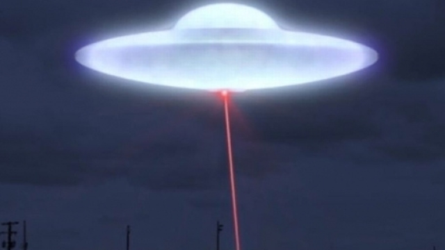 Radar operators say UFO travelled 120 miles in 8 SECONDS in ... - mirror.co.uk