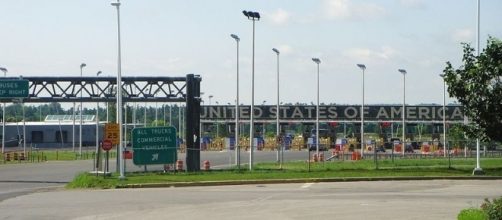 Blackpool Border Crossing between New York and Quebec (Credit &ndash; Atilin &ndash; wikimediacommons)