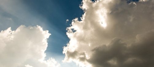 Emotional turmoil threatens to pull the silver lining from your cloud Cancer--find a way to fluff things up again. - Image via pixabay.com