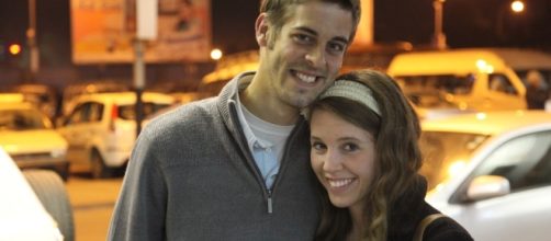 Jill Duggar and Derick Dillard are reportedly asking money to find ends meet. Photo by The Fame/YouTube Screenshot
