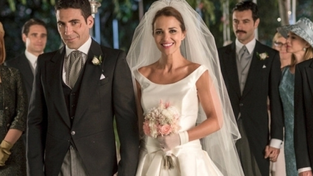 Alberto e Ana si sposano in Velvet4.