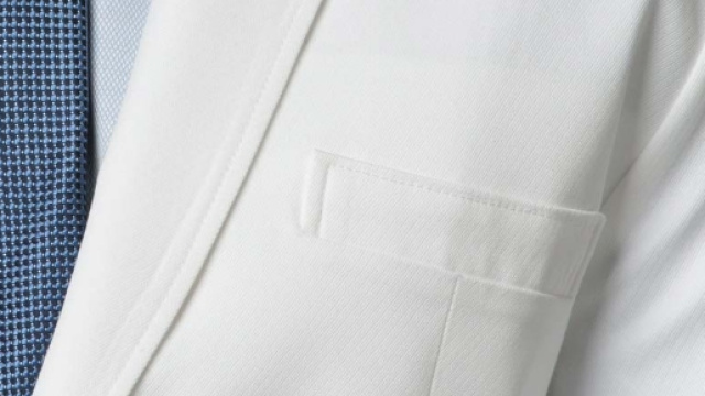 Arrestato medico chirurgo dipendente dell'ospedale Grassi di Ostia per violenze sessuali sulla moglie e corruzione di minore.