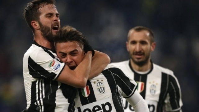 Calciomercato Juventus, si lavora sul centrocampo