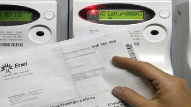 Enel Energia rinnova il contratto a un deceduto