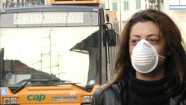 Inquinamento e cattivo funzionamento dei mezzi pubblici in Italia