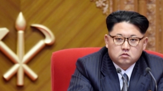 Pyongyang avvisa la popolazione dell'imminente attacco a Guam.