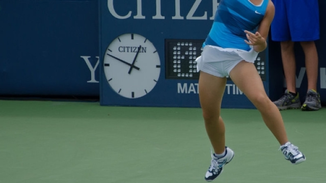 Sara Errani, qui in un azione sul campo da tennis, &egrave; stata squalificata due mesi per doping