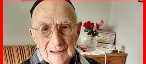 Yisrael Kristal, world's oldest man dies at 113 [Image: New 24/7/YouTube screenshot]
