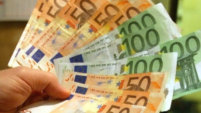 Trovare soldi in strada: ecco cosa dice la legge.