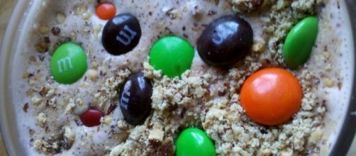 M&Ms chocolate candies / Photo via Jack Everett, Wikimedia Commons