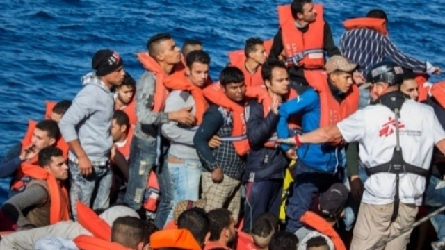 Una fase di soccorso di Medici senza Frontiere nel Mediterraneo (Fonte Msf)