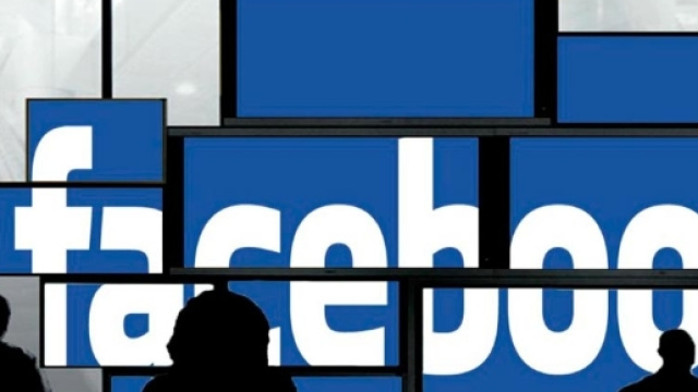 Faceook-Hack | Efecto Espejo - efectoespejo.com