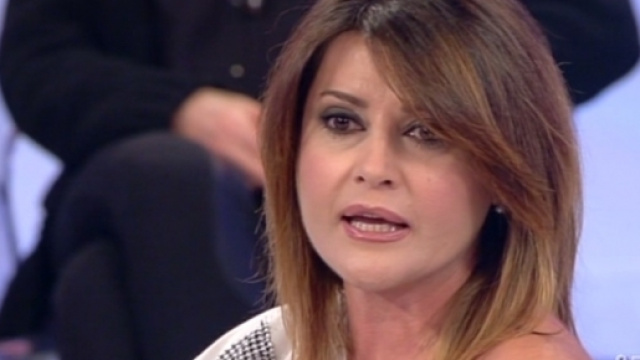 Gossip Uomini e donne: Elga del Trono Over si scaglia contro il programma.