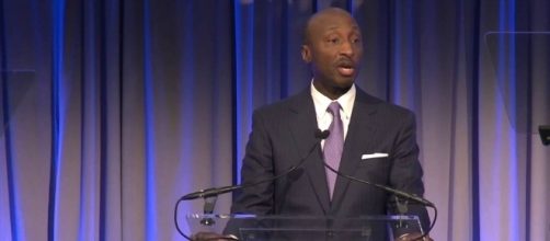 Merck CEO Kenneth Frazier incurs Trump's ire for quitting American Manufacturing Council. Image credit - UNAUSA01.