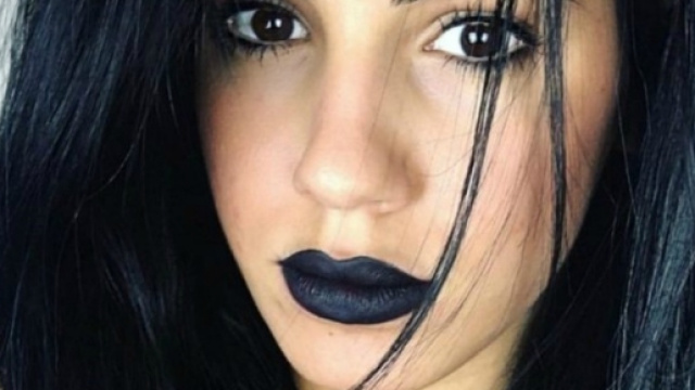 Domenica Live, Giulia De Lellis contro Serena Grandi: ecco cos'&egrave; ... - velvetgossip.it
