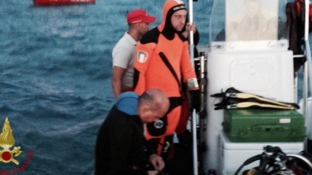 Gli speleosub cercano i due sub scomparsi