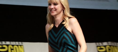 Anna Faris | by Gage Skidmore // Flickr