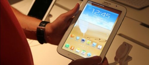 John Karakatsanis &Pi;&alpha;&rho;&omicron;&upsilon;&sigma;ί&alpha;&sigma;&eta; Samsung Galaxy Note 8 Public - CCx2.0| Flickr