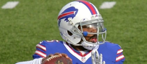 Tyrod Taylor is under the gun with Buffalo Bills Photo Credit: Coalman676 on Wikimedia Commons