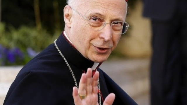 Il cardinale Bagnasco, presidente dell'Ente ospedale Galliera.