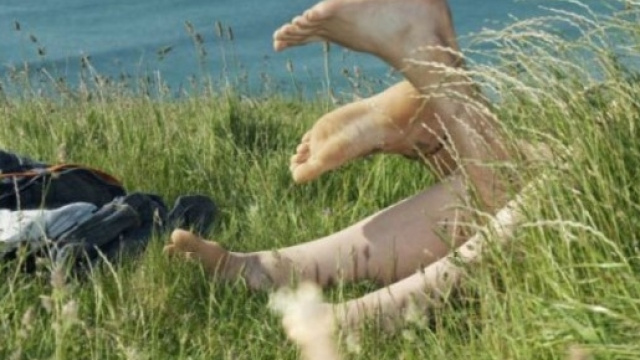 Sesso in pubblico, il tormentone dell'estate 2017 - Come Amore