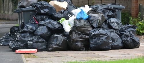 Birmingham bin strike: Positive talks hint at deal to end dispute ... - birminghammail.co.uk