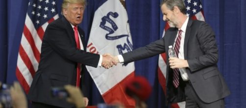 Liberty U President Falwell Denies Wrongdoing in Not Publishing ... - christianpost.com
