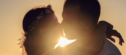 Love. Happiness. Image via Pixabay