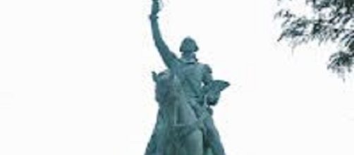 Statue of George Washington (John Rubbery Pintrest)