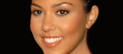 Kourtney Kardashian poses for pictures on Egyptian holiday - Image by Glenn Francis, Wikimedia Commons