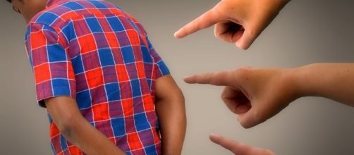 Stay away. People. Toxic .Image via Pixabay