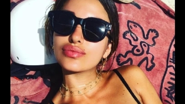 Uomini e Donne: Rosa Perrotta ingrassata, ecco come risponde alle critiche