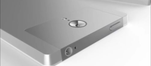 There are also talks of a built-in projector for the Surface Phone. [Image via Sudeep Pandey/YouTube]