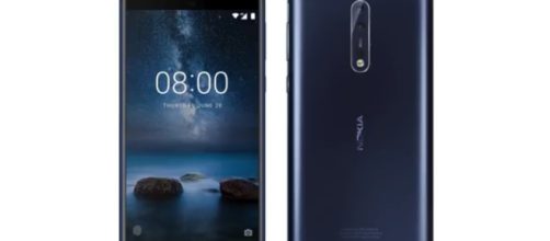 Smartphone comparisons Image via XEETECHCARE/youtube screenshot