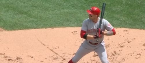Joey Votto hit his 32nd home run of the season in the Reds' 13-10 win over the Cubs on Thursday. [Image via MLB/YouTube]