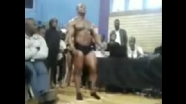 CHOC&nbsp;: Un culturiste se tue sous les yeux du public