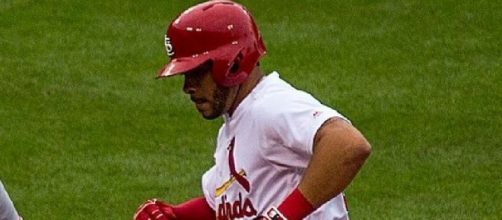 Pham in action, Wikipedia https://en.wikipedia.org/wiki/Tommy_Pham#/media/File:Tommy_Pham_safe.jpg