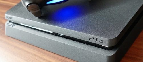 PS4 / Photo via InspiredImages, Pixabay