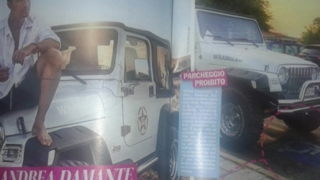 Andrea Damante multato dopo aver parcheggiato l'auto nel posto riservato ai disabili