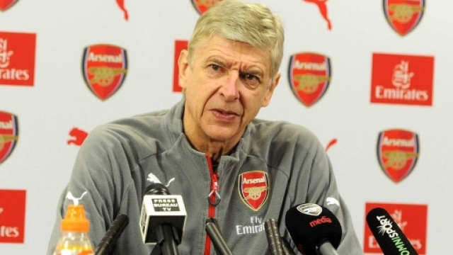 Ars&egrave;ne Wenger ne veut pas entendre parler de Dangote