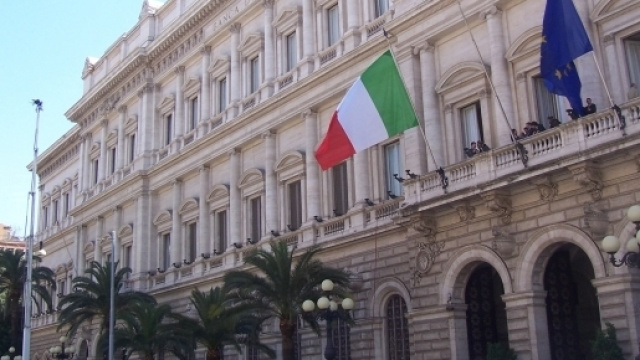 Debito pubblico in aumento di 2,2 miliardi in un solo mese