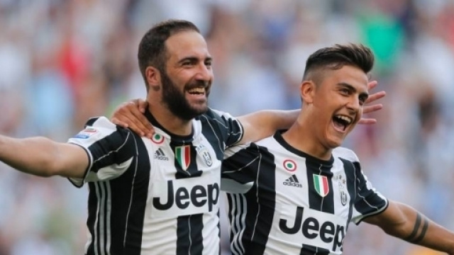 Juve-Sassuolo 3-1: Higuain doppietta, segna anche - gazzetta.it