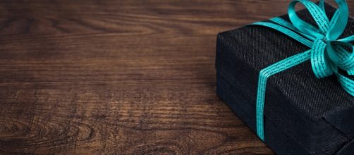 A mysterious package blew up a house in Queens and killed a 73-year-old man. [Image via Pixabay]