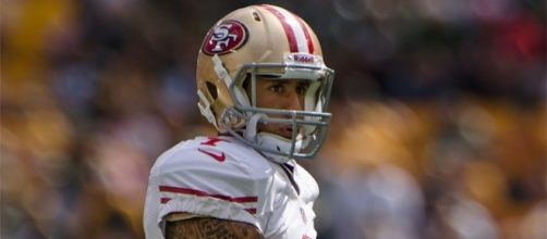 Colin Kaepernick - San Francisco 49ers vs. Green Bay Packers at Lambeau Field on September 9, 2012 by Mike Morbeck via Wikimedia Commons